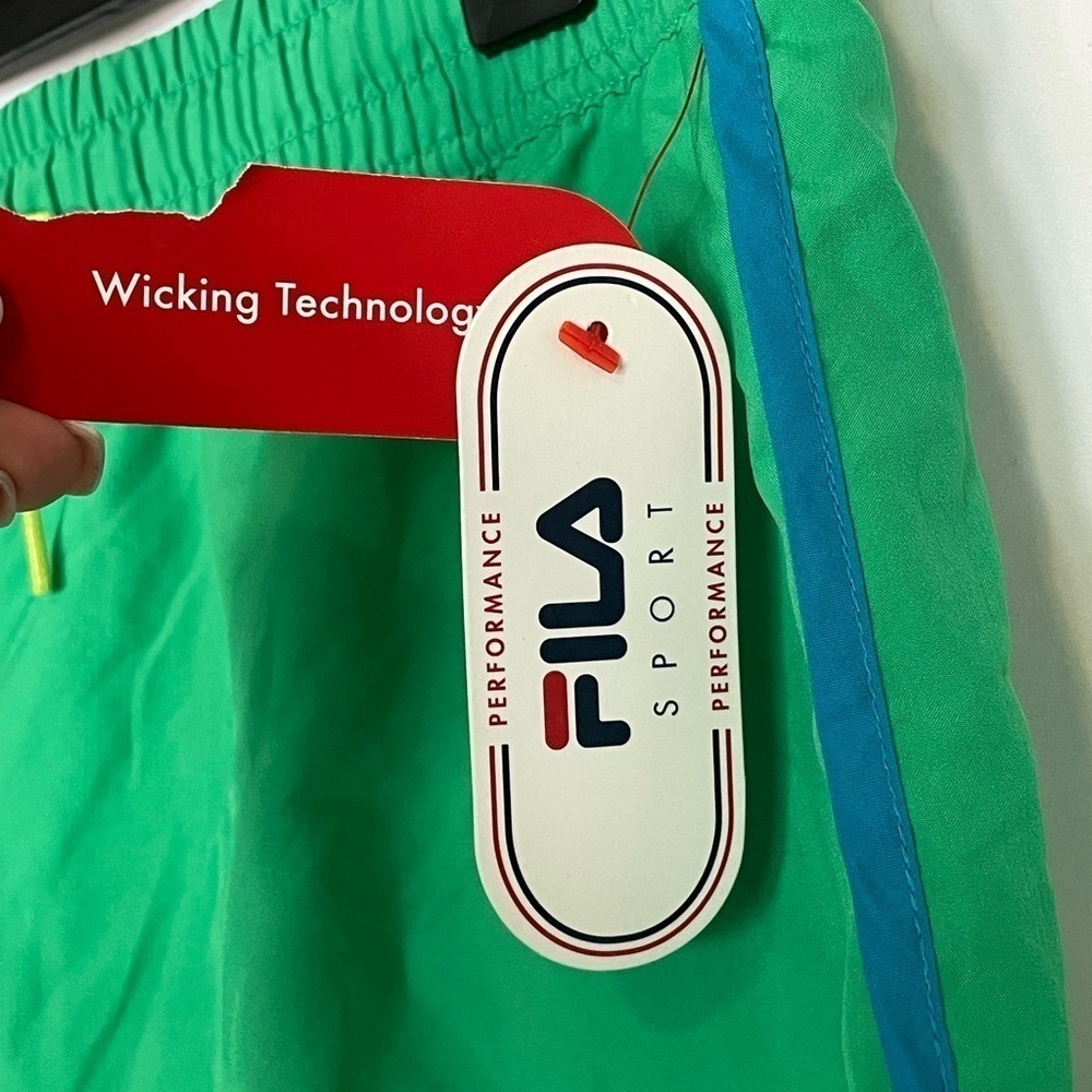 FILA/workout shorts with wicking technology drawstring shorts - Picture 6 of 7